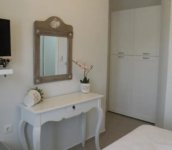 Eleni Boutique アパート リンドス